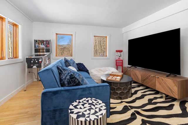 161 Graysville Drive, Pittsfield, VT 05762