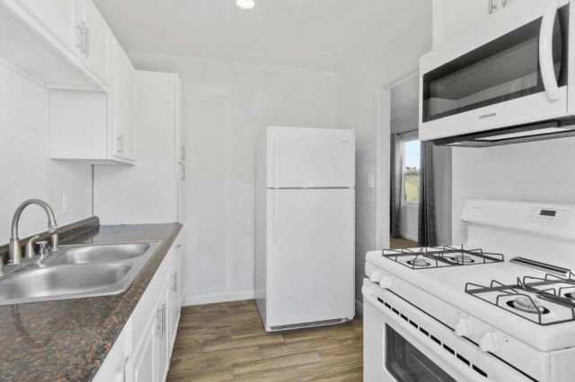 5977 Balmoral Drive, San Diego, CA 92114