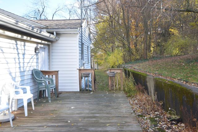 2431 Hillsdale Avenue, Kalamazoo, MI 49006