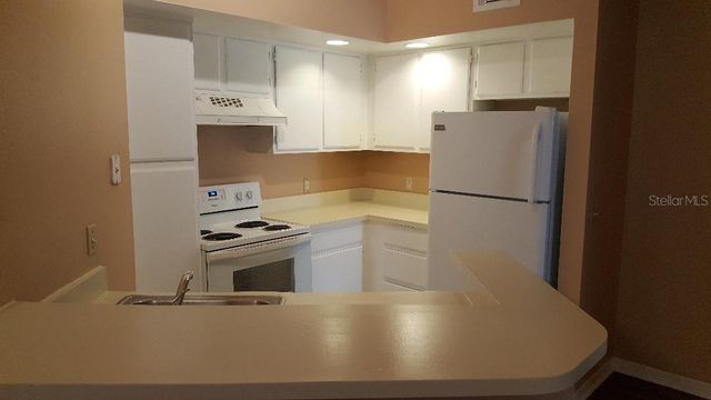 4528 COMMANDER DRIVE 2038, Orlando, FL 32822