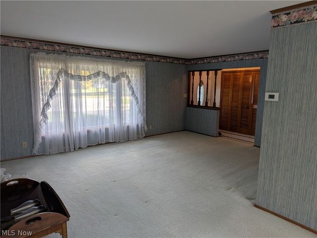 13711 Pineview Court, Middleburg Heights, OH 44130