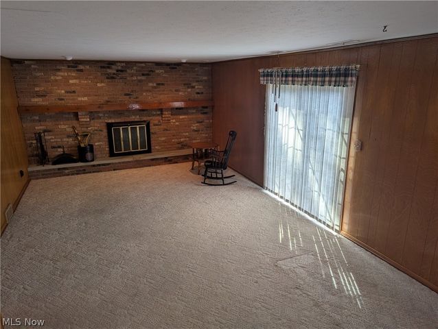 13711 Pineview Court, Middleburg Heights, OH 44130