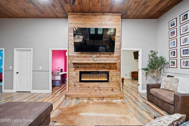 51 Laurel Branch View Ln, Mcdaniels, KY 40152