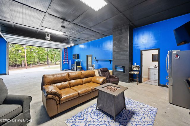 51 Laurel Branch View Ln, Mcdaniels, KY 40152