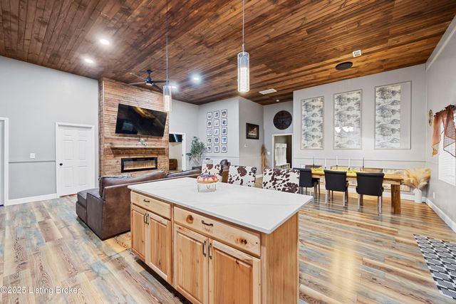 51 Laurel Branch View Ln, Mcdaniels, KY 40152