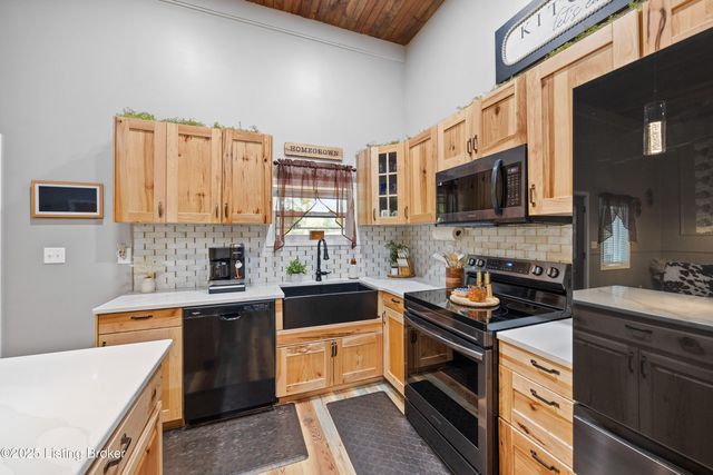 51 Laurel Branch View Ln, Mcdaniels, KY 40152