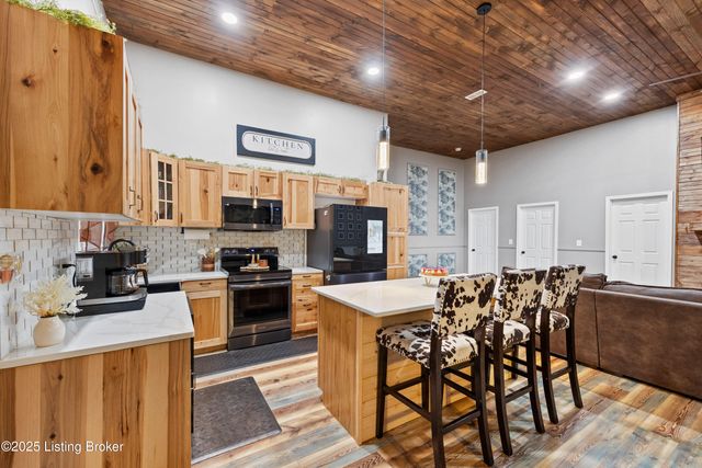 51 Laurel Branch View Ln, Mcdaniels, KY 40152