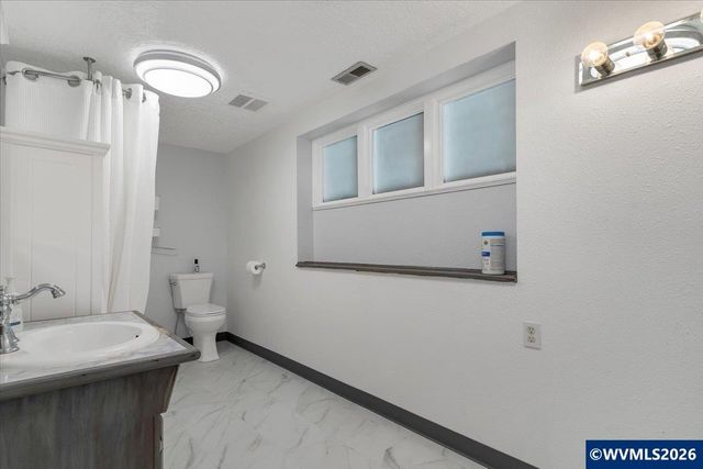 4968 Rickman Rd, Keizer, OR 97303