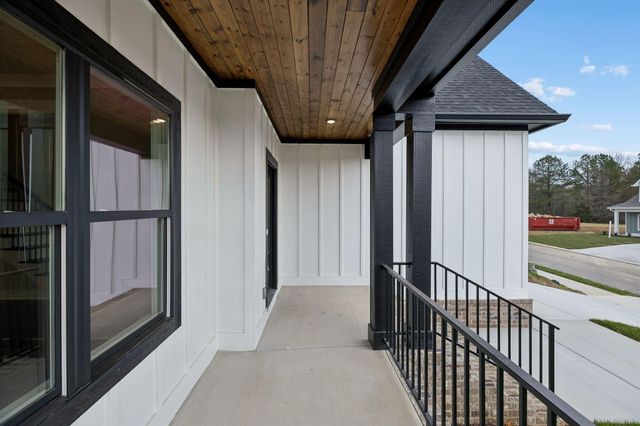 5205 NW Baylor Street, Cleveland, TN 37312