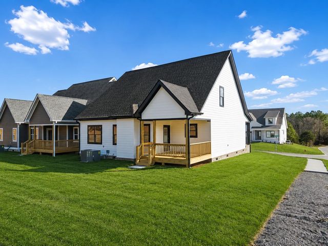 5205 NW Baylor Street, Cleveland, TN 37312