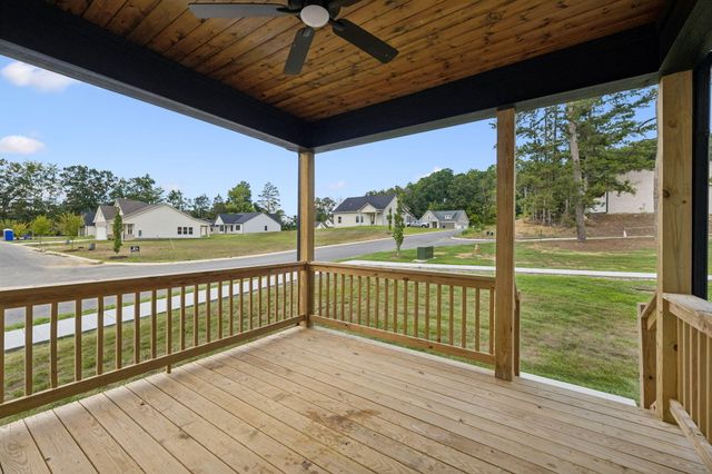 5205 NW Baylor Street, Cleveland, TN 37312