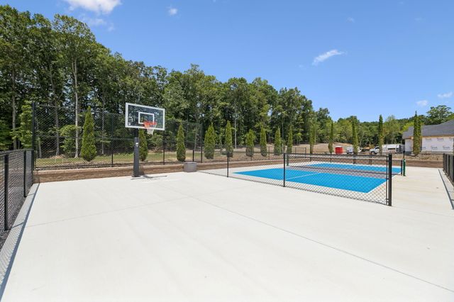 5205 NW Baylor Street, Cleveland, TN 37312