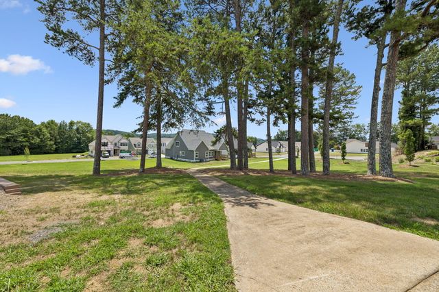 5205 NW Baylor Street, Cleveland, TN 37312