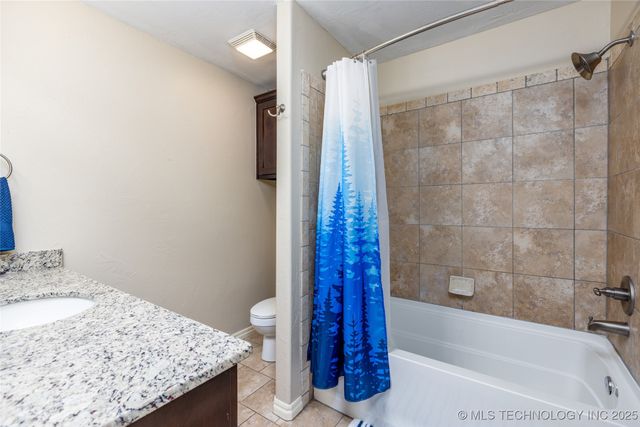 3121 Meagan Avenue, Silo, OK 74701