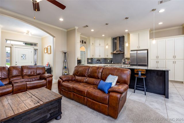 3121 Meagan Avenue, Silo, OK 74701