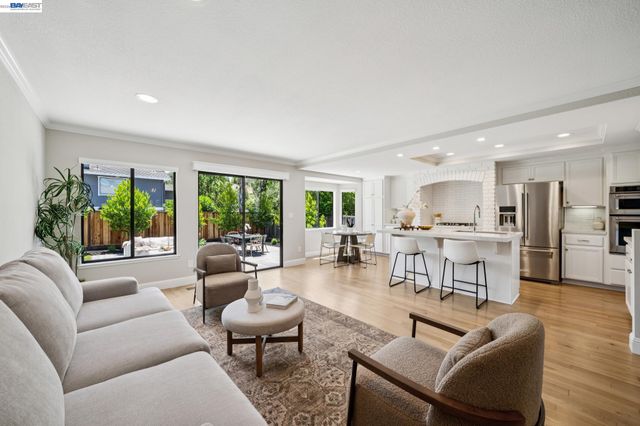 2 Ashland Way, Danville, CA 94506