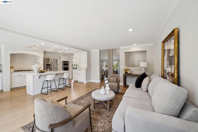 2 Ashland Way, Danville, CA 94506