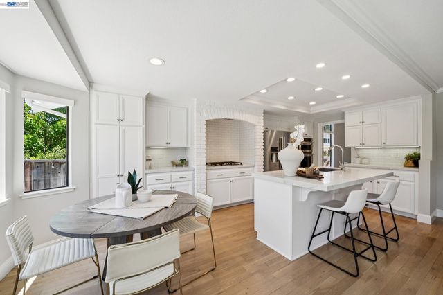 2 Ashland Way, Danville, CA 94506