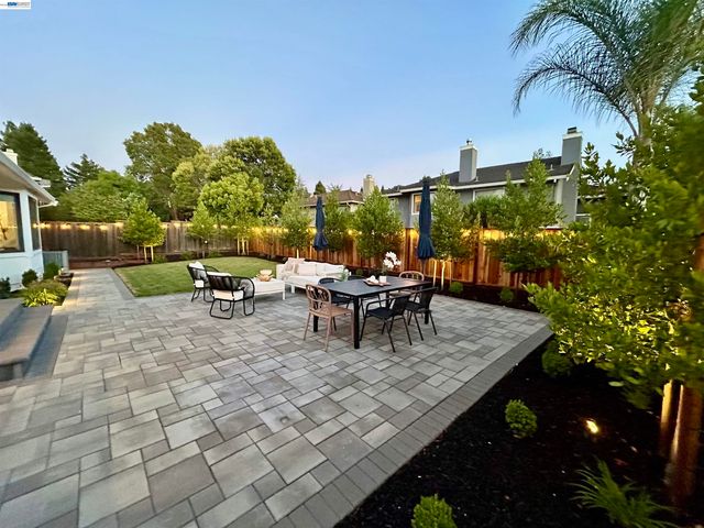 2 Ashland Way, Danville, CA 94506