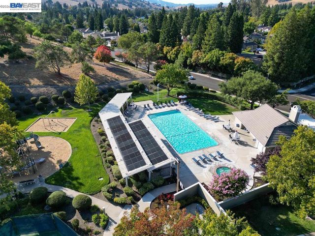 2 Ashland Way, Danville, CA 94506