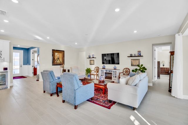 3922 White Alder Way, Vero Beach, FL 32967