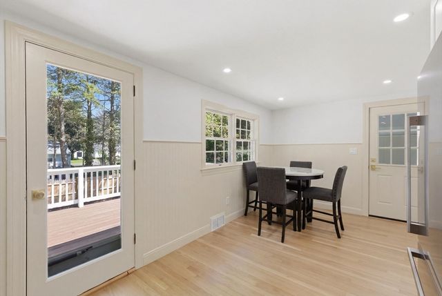85 Prospect St, Norwood, MA 02062