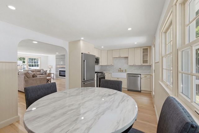 85 Prospect St, Norwood, MA 02062