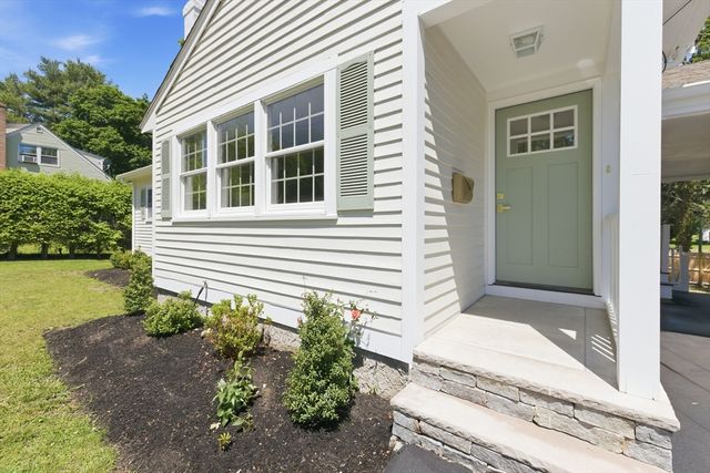 85 Prospect St, Norwood, MA 02062