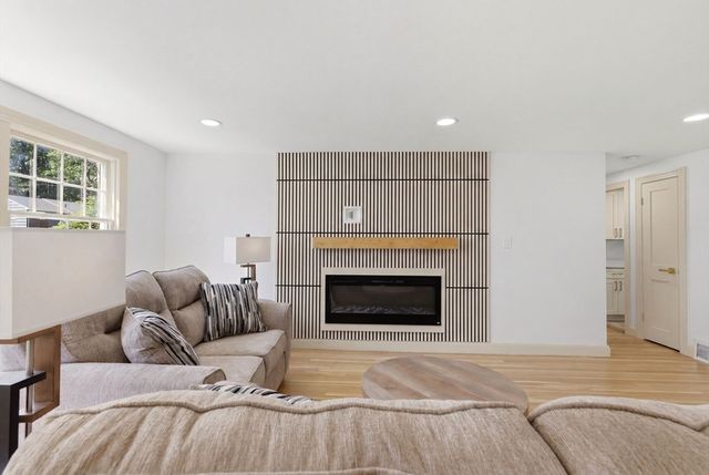 85 Prospect St, Norwood, MA 02062