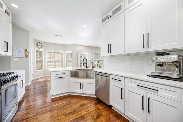 858 Red Rock Court, Suwanee, GA 30024