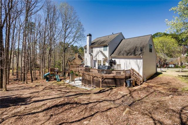 858 Red Rock Court, Suwanee, GA 30024