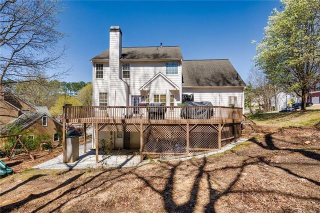 858 Red Rock Court, Suwanee, GA 30024