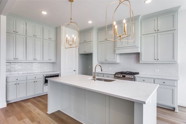 107 Evanston Street, New Fairview, TX 76078