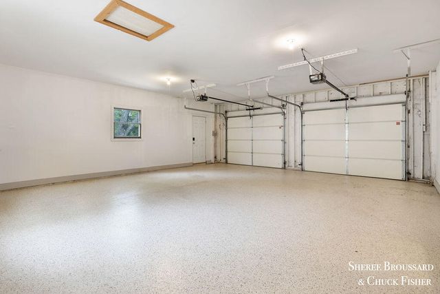2959 Bird Avenue NE, Grand Rapids, MI 49525