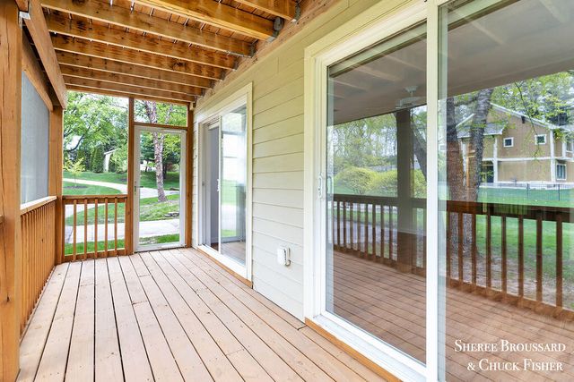 2959 Bird Avenue NE, Grand Rapids, MI 49525