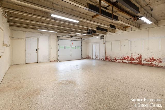 2959 Bird Avenue NE, Grand Rapids, MI 49525