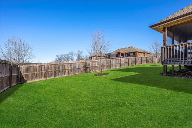 1610 Colonel Bartow Drive, Prairie Grove, AR 72753