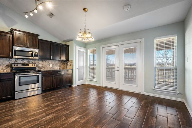 1610 Colonel Bartow Drive, Prairie Grove, AR 72753