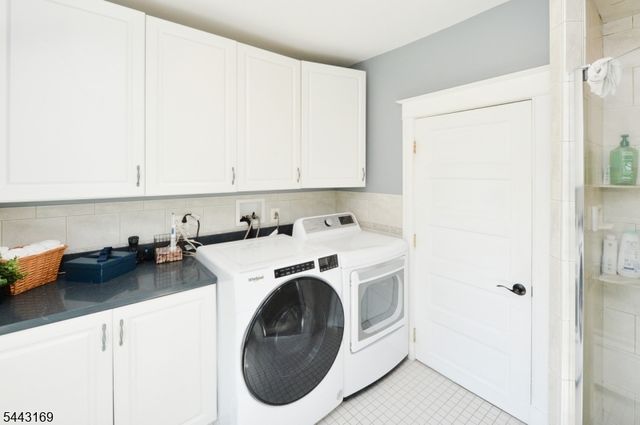71 Ringwood Ave, Pompton Lakes Boro, NJ 07442