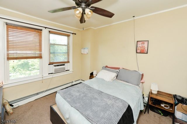 71 Ringwood Ave, Pompton Lakes Boro, NJ 07442