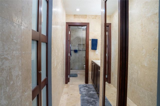 12745 SW 64th Ter, Miami, FL 33183