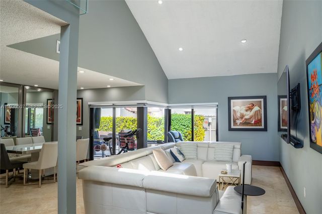 12745 SW 64th Ter, Miami, FL 33183