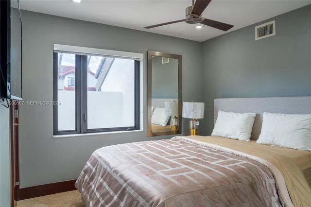 12745 SW 64th Ter, Miami, FL 33183