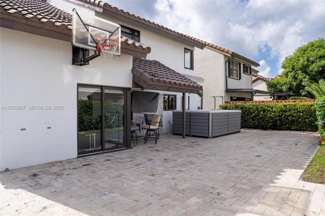 12745 SW 64th Ter, Miami, FL 33183