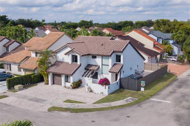 12745 SW 64th Ter, Miami, FL 33183