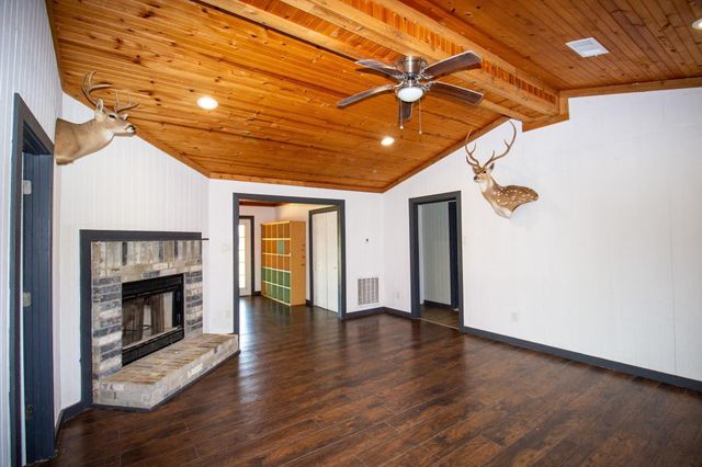 15172 Fm 1155 E, Washington, TX 77880