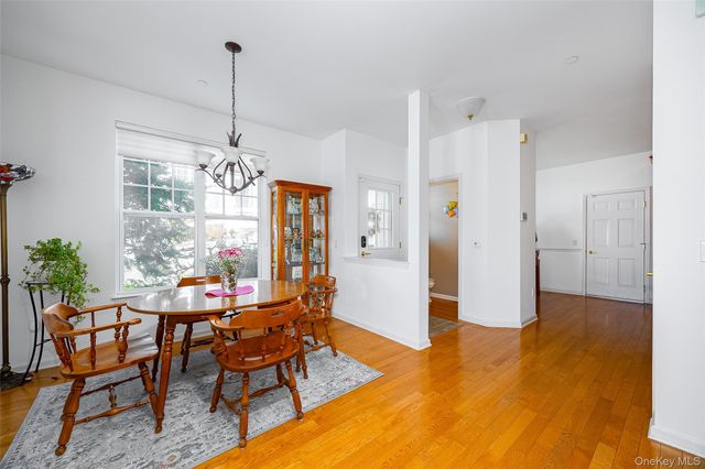 114 Hudson Pointe Drive, Poughkeepsie, NY 12601