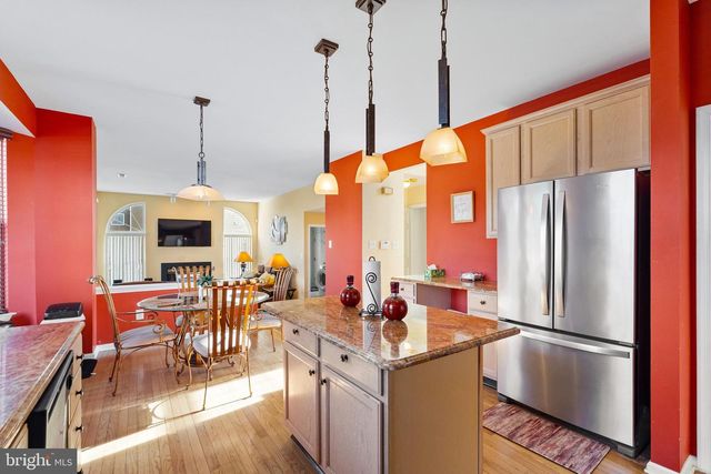 53 LEXINGTON CIR, Marlton, NJ 08053