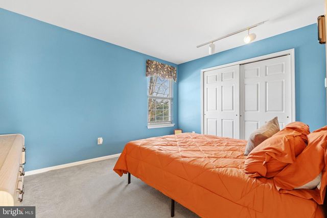 53 LEXINGTON CIR, Marlton, NJ 08053