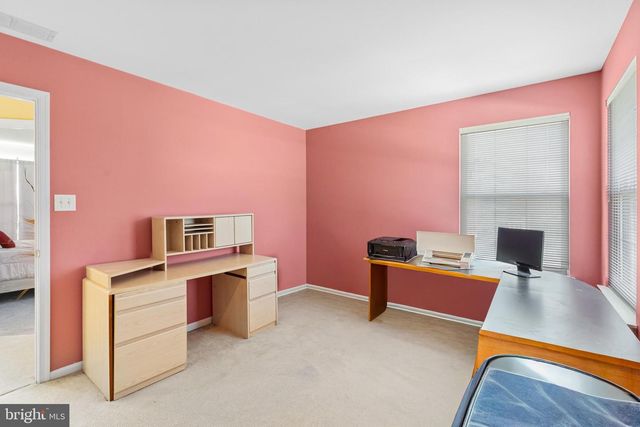 53 LEXINGTON CIR, Marlton, NJ 08053